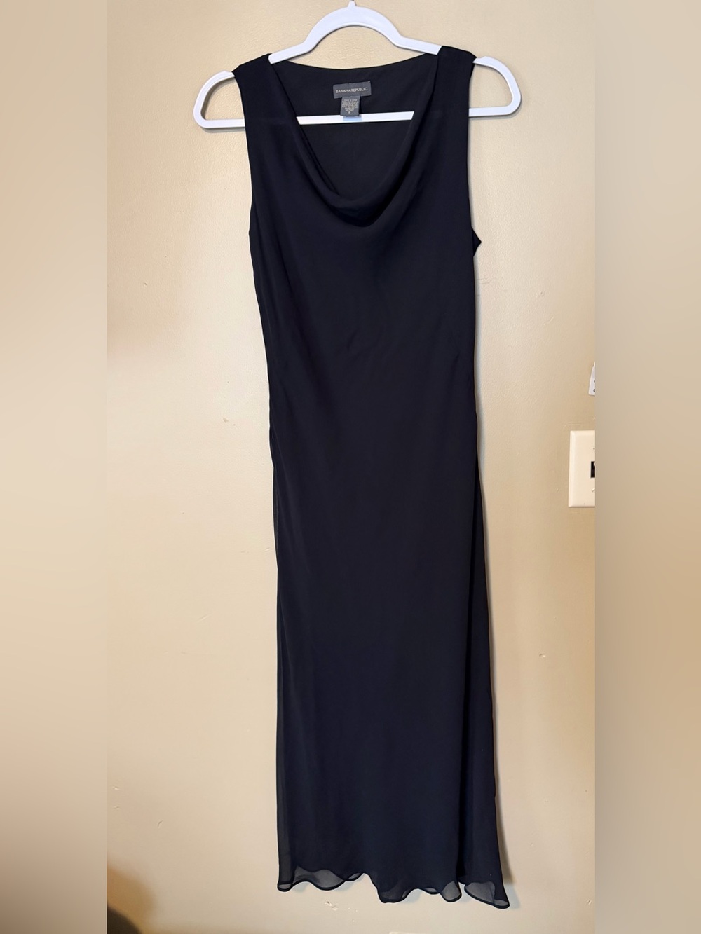 Banana Republic Vintage Y2K 100% Silk Black Sleeveless Cowl-Neck Maxi Dress - Picture 2 of 6